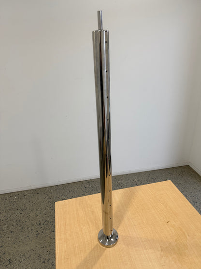 Ø50mm Round Centre Post With Eye Bolt (Flat Area)