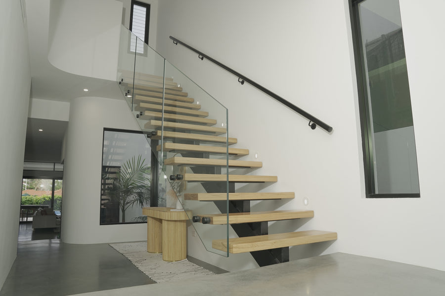 Straight stair with frameless glass, Esperance